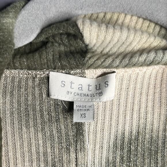 Status by Chennault Green and Tan Dip Dye Ribbed Cowlneck Sweater Size XS - Picture 2 of 8